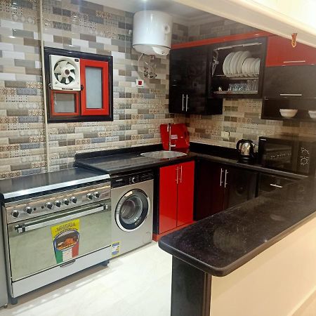 للعائلات فقط The Fardous Apartment Sea View Alexandria Bagian luar foto