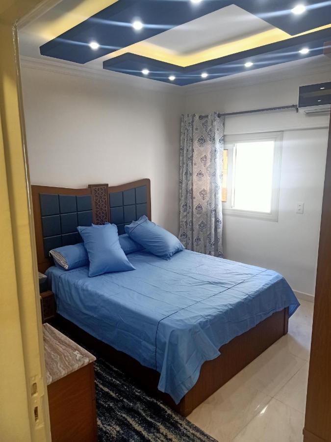 للعائلات فقط The Fardous Apartment Sea View Alexandria Bagian luar foto