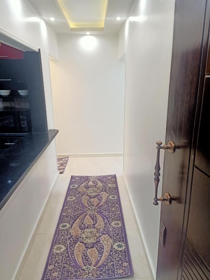 للعائلات فقط The Fardous Apartment Sea View Alexandria Bagian luar foto