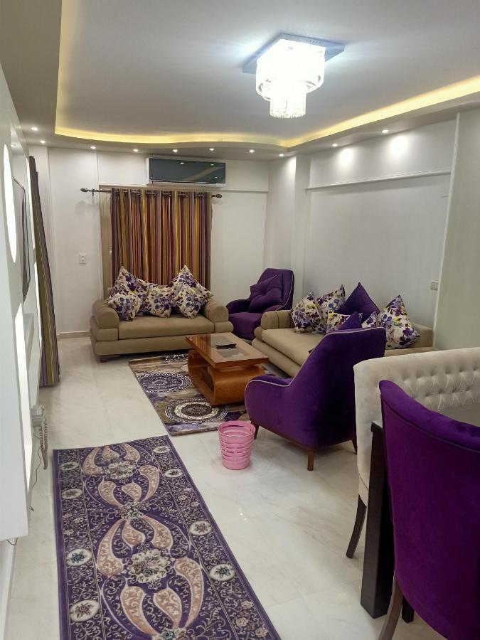 للعائلات فقط The Fardous Apartment Sea View Alexandria Bagian luar foto